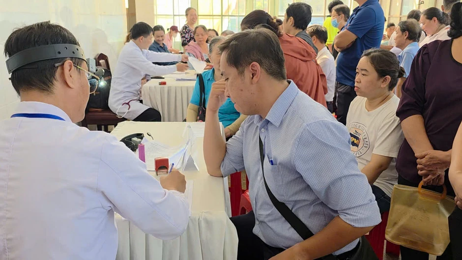 TP Hồ Chí Minh: Gần 2 triệu người dân đã được khám sức khỏe TP Hồ Chí Minh: Gần 2 triệu người dân đã được khám sức khỏe
