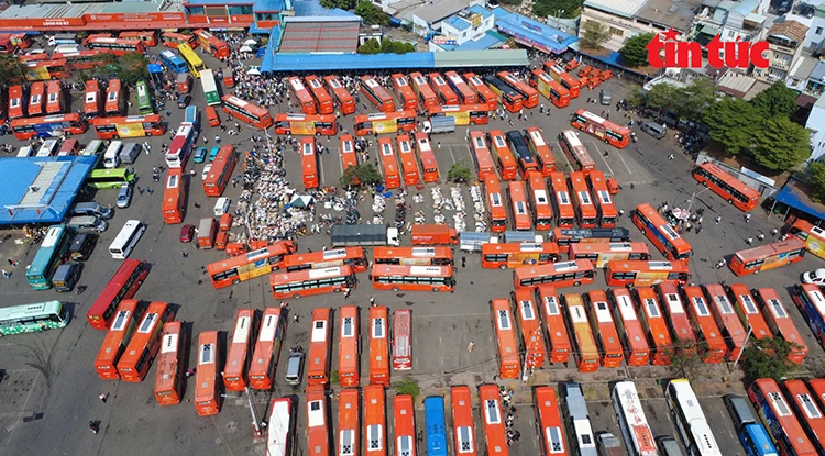 TP Hồ Chí Minh: Giá vé xe đi các tỉnh dịp nghỉ lễ 30/4 và 1/5 tăng không quá 40%