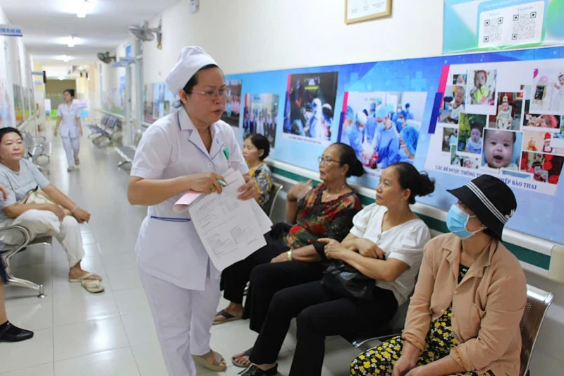 TP Hồ Chí Minh: Hai quyết sách đột phá và nhân văn vì một “Thành phố đáng sống” TP Hồ Chí Minh: Hai quyết sách đột phá và nhân văn vì một “Thành phố đáng sống”