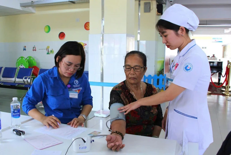 TP Hồ Chí Minh: Hai quyết sách đột phá và nhân văn vì một “Thành phố đáng sống” TP Hồ Chí Minh: Hai quyết sách đột phá và nhân văn vì một “Thành phố đáng sống”