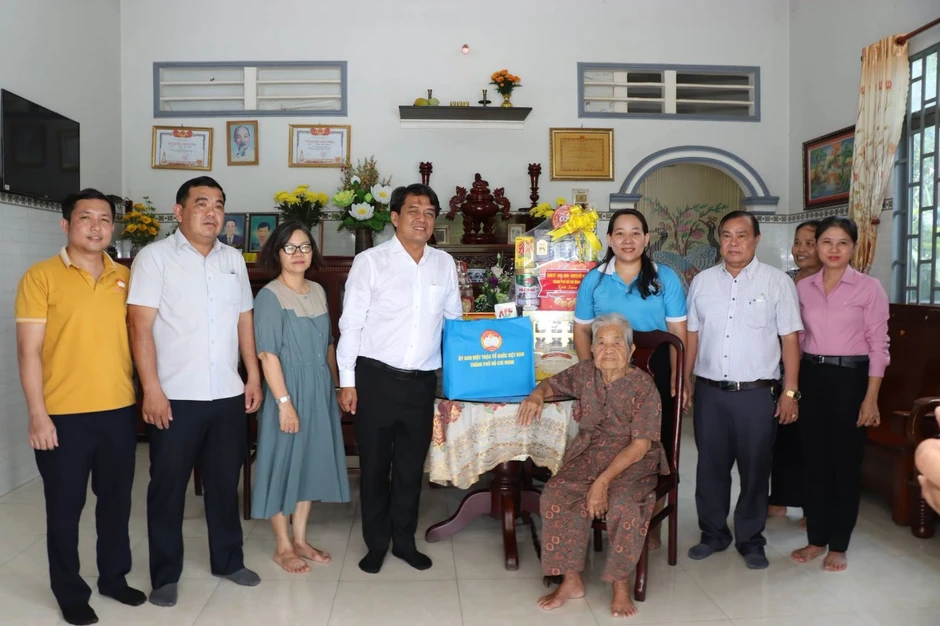 TP Hồ Chí Minh lan tỏa mạch nguồn tri ân người có công TP Hồ Chí Minh lan tỏa mạch nguồn tri ân người có công