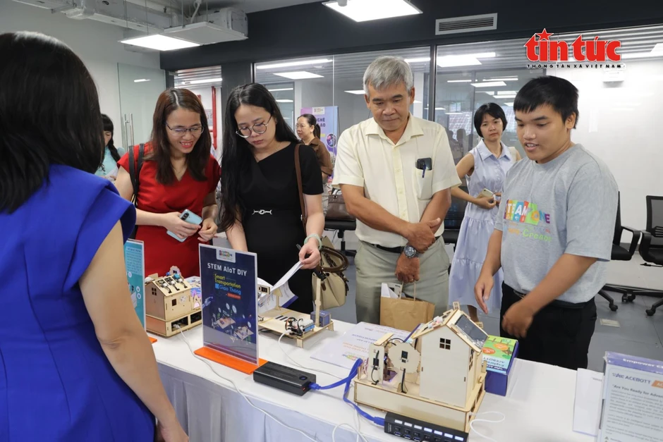 TP Hồ Chí Minh nâng cao năng lực số và ứng dụng AI cho đoàn viên thanh niên TP Hồ Chí Minh nâng cao năng lực số và ứng dụng AI cho đoàn viên thanh niên