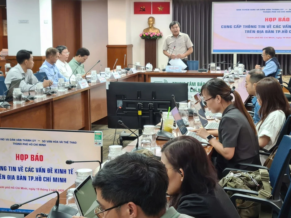 TP Hồ Chí Minh: Xác minh sai phạm trong chương trình 'Tự tình phương Nam 4' TP Hồ Chí Minh: Xác minh sai phạm trong chương trình 'Tự tình phương Nam 4'