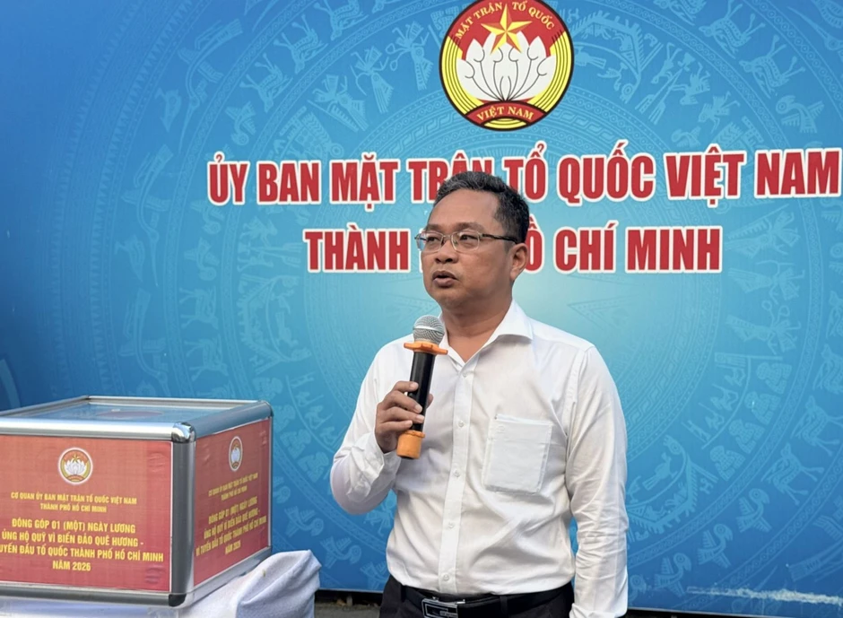 TP Hồ Chí Minh phát động ủng hộ Quỹ Vì biển đảo quê hương TP Hồ Chí Minh phát động ủng hộ Quỹ Vì biển đảo quê hương