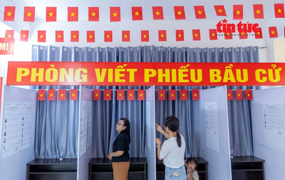 TP Hồ Chí Minh: Rộn ràng công tác chuẩn bị bầu cử tại địa bàn dân cư TP Hồ Chí Minh: Rộn ràng công tác chuẩn bị bầu cử tại địa bàn dân cư