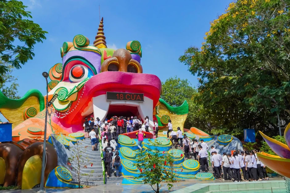 TP Hồ Chí Minh siết quản lý và nâng chất dịch vụ du lịch dịp lễ 30/4 và 1/5 TP Hồ Chí Minh siết quản lý và nâng chất dịch vụ du lịch dịp lễ 30/4 và 1/5