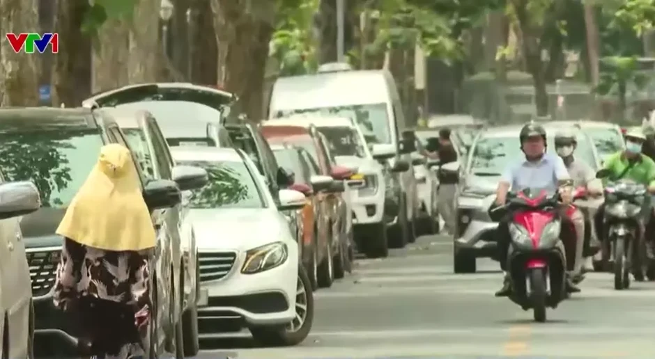 TP Hồ Chí Minh thiếu trầm trọng bãi giữ xe, hơn 12,7 triệu phương tiện “khát'' chỗ đậu TP Hồ Chí Minh thiếu trầm trọng bãi giữ xe, hơn 12,7 triệu phương tiện “khát'' chỗ đậu