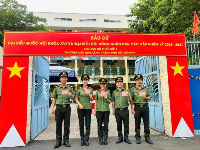 TP Hồ Chí Minh tri ân những đóng góp thầm lặng cho thành công cuộc bầu cử TP Hồ Chí Minh tri ân những đóng góp thầm lặng cho thành công cuộc bầu cử
