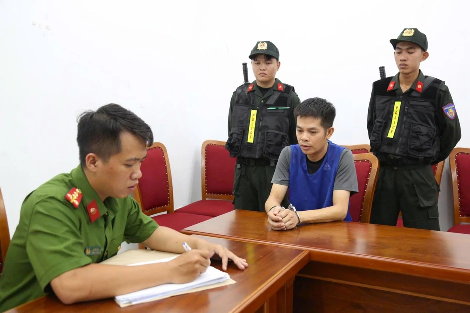 TP Hồ Chí Minh: Triệt phá đường dây cờ bạc qua mạng có giao dịch hơn 559 tỷ đồng TP Hồ Chí Minh: Triệt phá đường dây cờ bạc qua mạng có giao dịch hơn 559 tỷ đồng