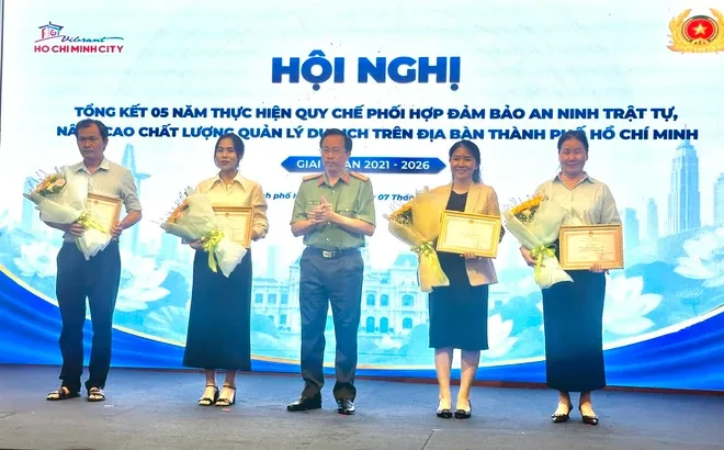 TP Hồ Chí Minh xây dựng điểm đến an toàn, nâng tầm trải nghiệm cho du khách TP Hồ Chí Minh xây dựng điểm đến an toàn, nâng tầm trải nghiệm cho du khách