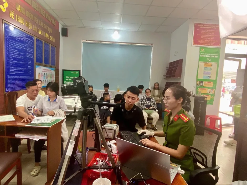 TP Hồ Chí Minh: Xuyên lễ cấp căn cước cho học sinh kịp kỳ thi TP Hồ Chí Minh: Xuyên lễ cấp căn cước cho học sinh kịp kỳ thi
