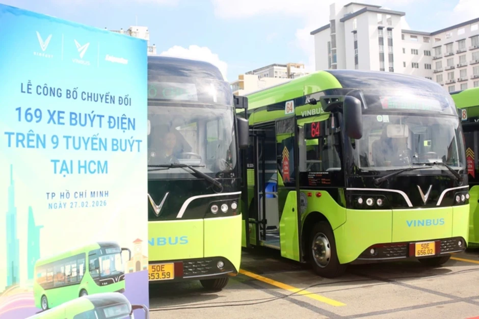 TPHCM có thêm 169 xe buýt điện trên 9 tuyến buýt từ ngày 1-3 TPHCM có thêm 169 xe buýt điện trên 9 tuyến buýt từ ngày 1-3