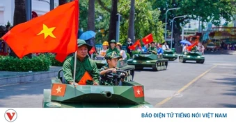 TP.HCM đón gần 1,7 triệu lượt khách dịp lễ Giỗ Tổ và 30/4 - 1/5