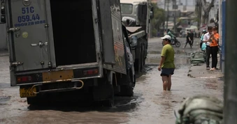 TPHCM duyệt sửa khẩn cấp đường vào cụm cảng Tân Thuận