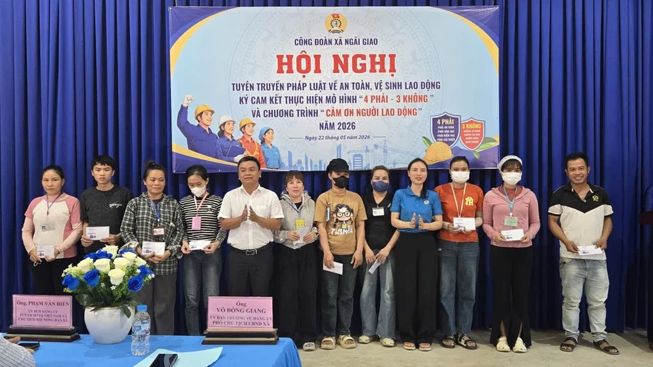 TP.HCM: Hàng trăm đoàn viên, người lao động ký cam kết thực hiện Mô hình '4 Phải – 3 Không' TP.HCM: Hàng trăm đoàn viên, người lao động ký cam kết thực hiện Mô hình '4 Phải – 3 Không'