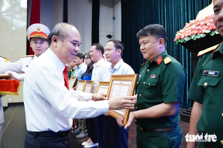 TP.HCM hoàn thành 100% chỉ tiêu giao quân năm 2026, cao nhất cả nước TP.HCM hoàn thành 100% chỉ tiêu giao quân năm 2026, cao nhất cả nước