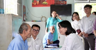 TP.HCM hướng tới chăm sóc toàn diện người yếu thế