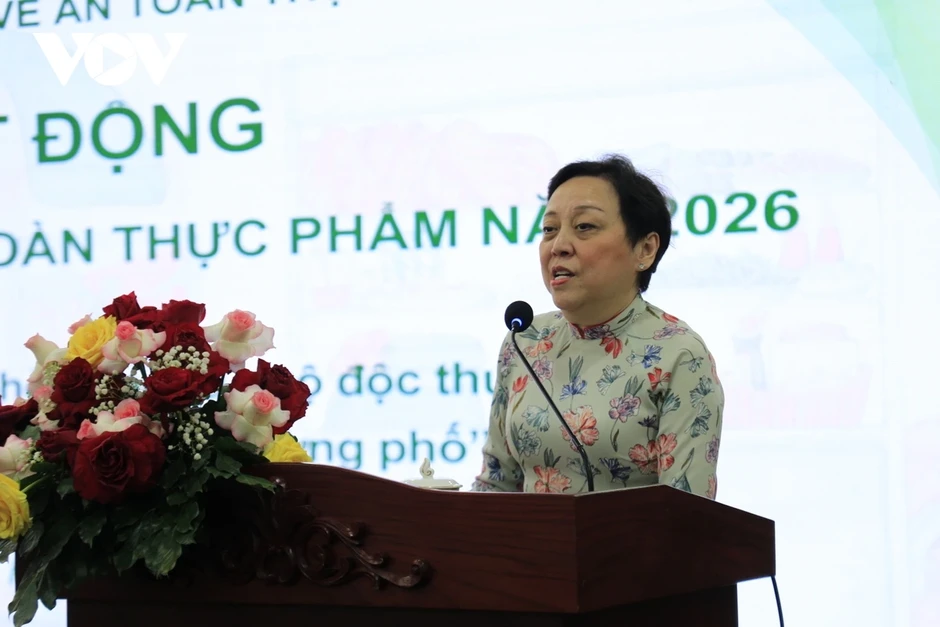 TP.HCM mở cao điểm siết thức ăn đường phố, chặn thực phẩm bẩn