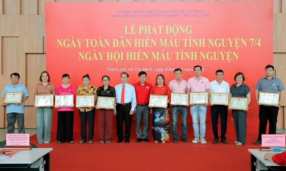 TP.HCM phát động ‘Ngày toàn dân hiến máu tình nguyện’ TP.HCM phát động ‘Ngày toàn dân hiến máu tình nguyện’