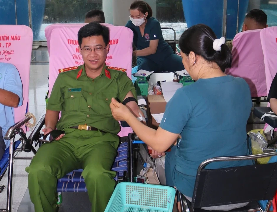 TP.HCM phát động ‘Ngày toàn dân hiến máu tình nguyện’ TP.HCM phát động ‘Ngày toàn dân hiến máu tình nguyện’