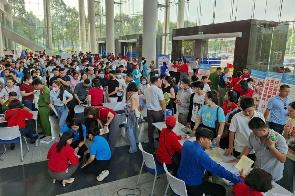TP.HCM phát động ‘Ngày toàn dân hiến máu tình nguyện’ TP.HCM phát động ‘Ngày toàn dân hiến máu tình nguyện’