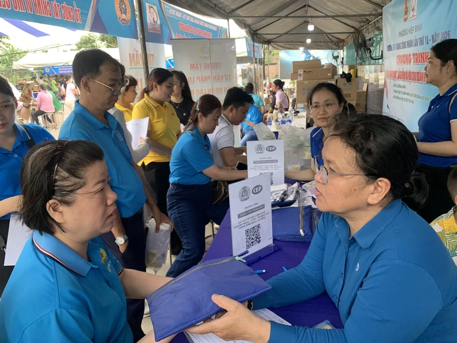 TP.HCM: Phường Hiệp Bình tổ chức nhiều chương trình phúc lợi trong tháng công nhân TP.HCM: Phường Hiệp Bình tổ chức nhiều chương trình phúc lợi trong tháng công nhân