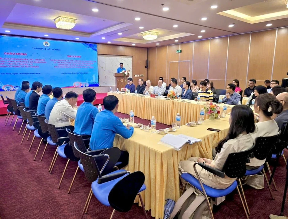 TP.HCM - Singapore hợp tác công đoàn, hướng đến mô hình trợ lý ảo AI TP.HCM - Singapore hợp tác công đoàn, hướng đến mô hình trợ lý ảo AI