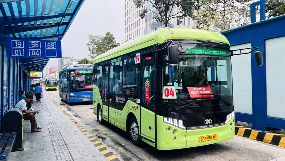 TP.HCM thí điểm bỏ vé giấy trên 16 tuyến xe buýt TP.HCM thí điểm bỏ vé giấy trên 16 tuyến xe buýt