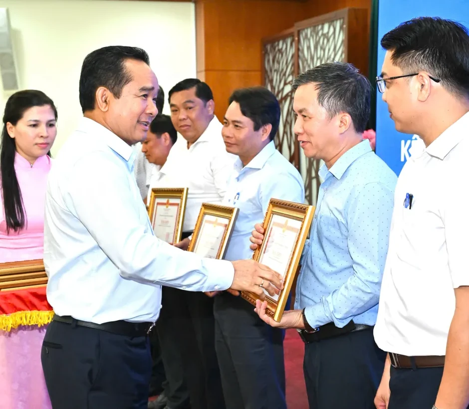 TPHCM: Thực hiện nguyên tắc “6 rõ”, “3 không” để tăng tốc giải ngân vốn đầu tư công TPHCM: Thực hiện nguyên tắc “6 rõ”, “3 không” để tăng tốc giải ngân vốn đầu tư công