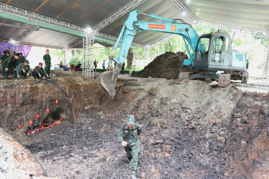 TPHCM tiếp nhận hồ sơ vị trí chôn cất 21 liệt sĩ từ nhóm chuyên gia Mỹ