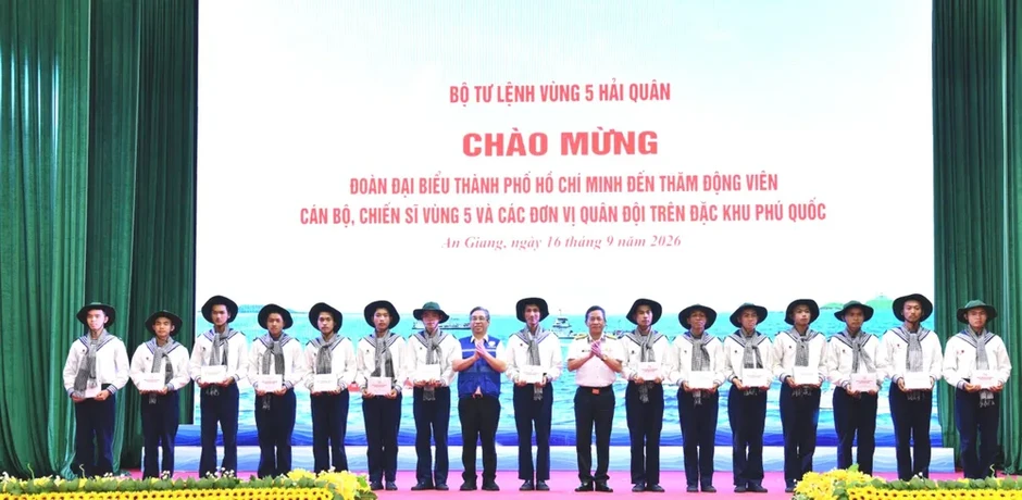 TPHCM trao tặng nhiều công trình đến cán bộ, chiến sĩ ở đặc khu Phú Quốc TPHCM trao tặng nhiều công trình đến cán bộ, chiến sĩ ở đặc khu Phú Quốc