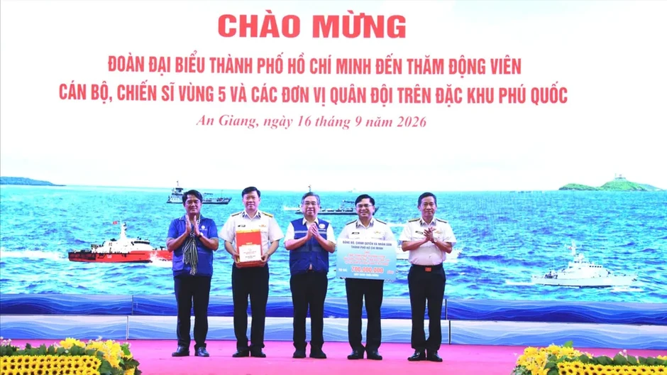 TPHCM trao tặng nhiều công trình đến cán bộ, chiến sĩ ở đặc khu Phú Quốc TPHCM trao tặng nhiều công trình đến cán bộ, chiến sĩ ở đặc khu Phú Quốc
