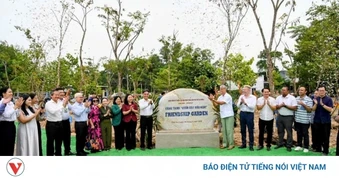 TP.HCM trồng cây hữu nghị, gắn kết cộng đồng quốc tế vì phát triển bền vững