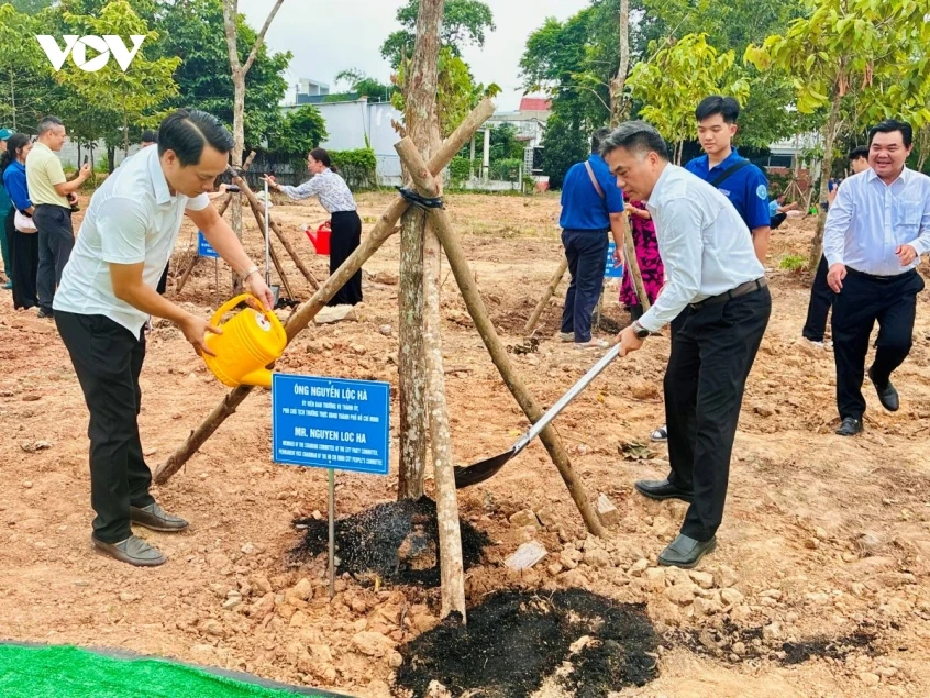 TP.HCM trồng cây hữu nghị, gắn kết cộng đồng quốc tế vì phát triển bền vững TP.HCM trồng cây hữu nghị, gắn kết cộng đồng quốc tế vì phát triển bền vững