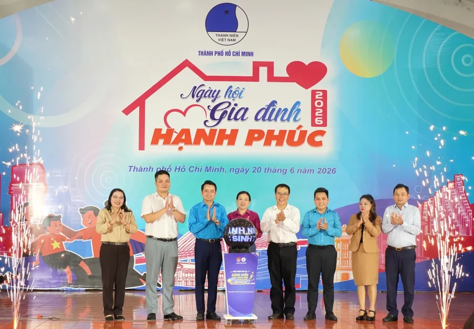 TPHCM: Tuyên dương 95 “Gia đình văn hóa, hạnh phúc tiêu biểu” TPHCM: Tuyên dương 95 “Gia đình văn hóa, hạnh phúc tiêu biểu”
