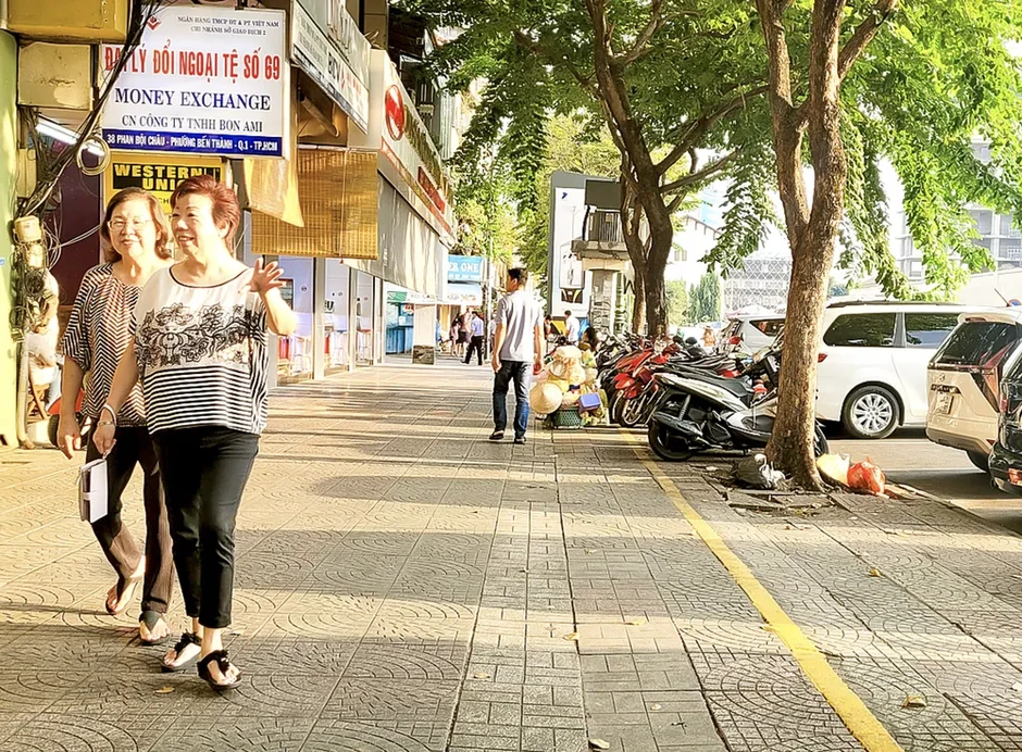 TPHCM: Ưu tiên các dự án đầu tư bến, bãi đỗ xe sử dụng công nghệ thông minh TPHCM: Ưu tiên các dự án đầu tư bến, bãi đỗ xe sử dụng công nghệ thông minh