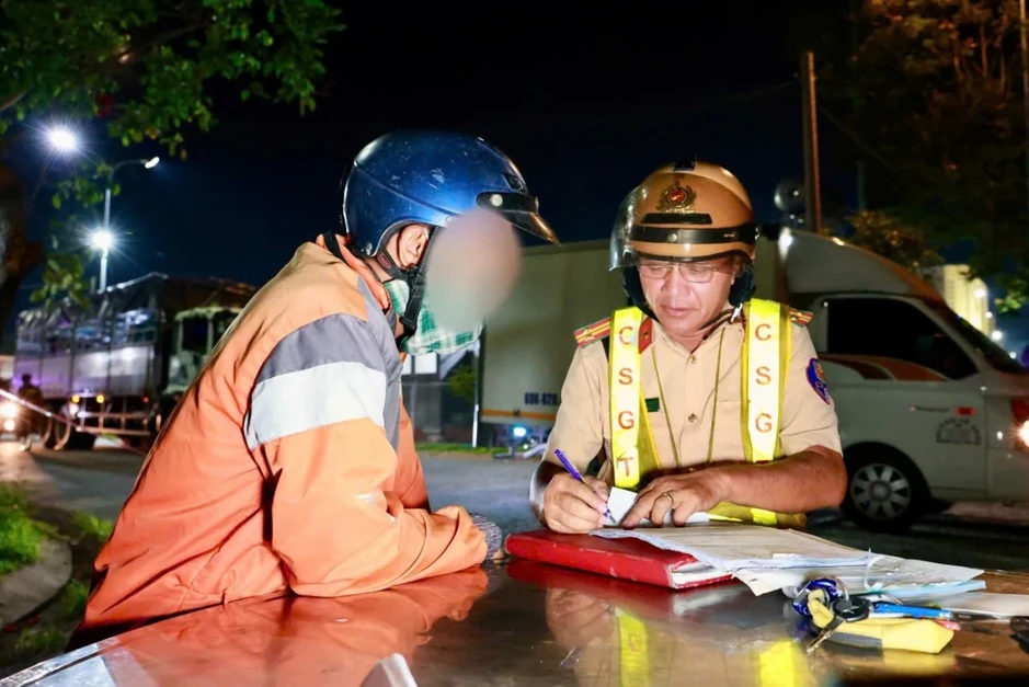 TP.HCM xử lý hơn 22.000 tài xế vi phạm về cồn, ma túy trong tháng cao điểm