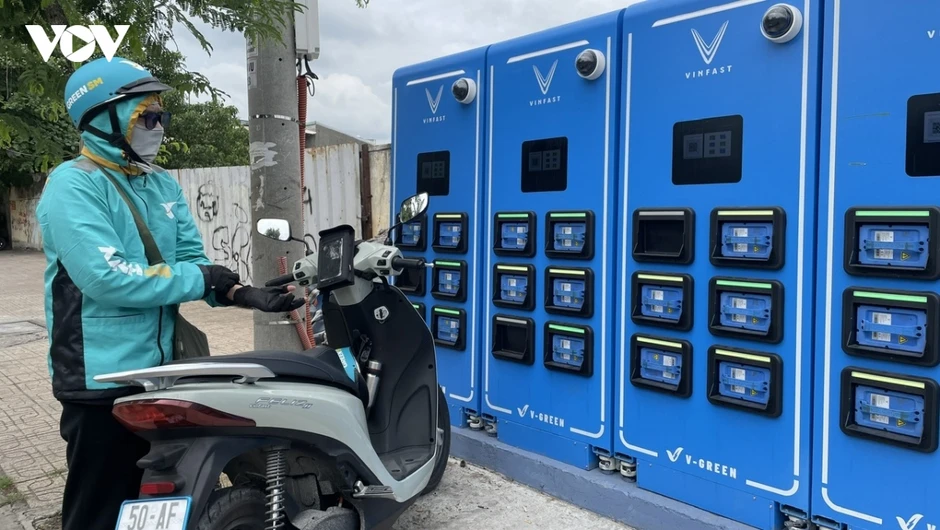 TP.HCM yêu cầu cán bộ công chức phải tiên phong đi đầu chuyển đổi giao thông xanh TP.HCM yêu cầu cán bộ công chức phải tiên phong đi đầu chuyển đổi giao thông xanh