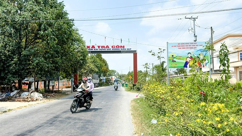 Trà Côn vươn mình từ những “Mái ấm nghĩa tình” Trà Côn vươn mình từ những “Mái ấm nghĩa tình”