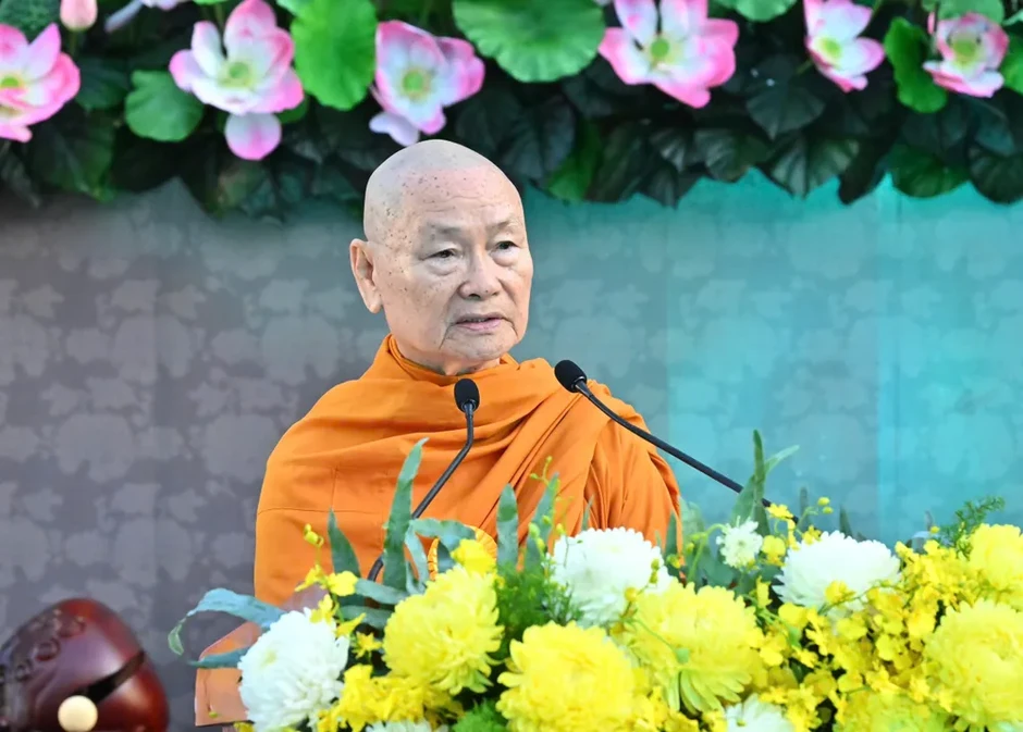 Trang nghiêm Đại lễ Phật đản Phật lịch 2570 tại Việt Nam Quốc Tự Trang nghiêm Đại lễ Phật đản Phật lịch 2570 tại Việt Nam Quốc Tự