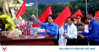 Trang trọng Lễ thắp nến tri ân các anh hùng liệt sĩ tại Đắk Lắk
