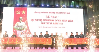Trao danh hiệu Bàn tay vàng tặng 60 thí sinh dự Hội thi thợ giỏi ngành cơ khí toàn quân lần thứ VI