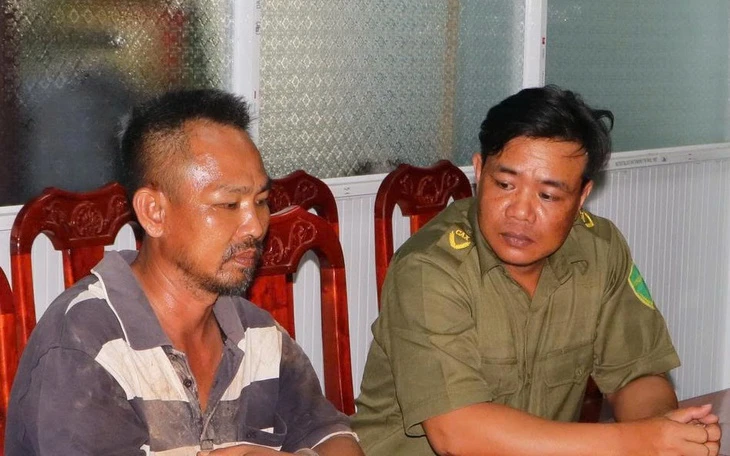Trao tiền hỗ trợ gia đình thành viên tổ an ninh trật tự hy sinh khi làm nhiệm vụ Trao tiền hỗ trợ gia đình thành viên tổ an ninh trật tự hy sinh khi làm nhiệm vụ