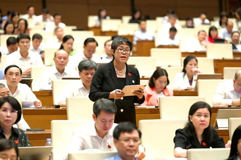 Trẻ em có hai người cùng giới tính nuôi dưỡng hợp pháp được ghi nhận cả hai người đầy đủ trong giấy khai sinh Trẻ em có hai người cùng giới tính nuôi dưỡng hợp pháp được ghi nhận cả hai người đầy đủ trong giấy khai sinh