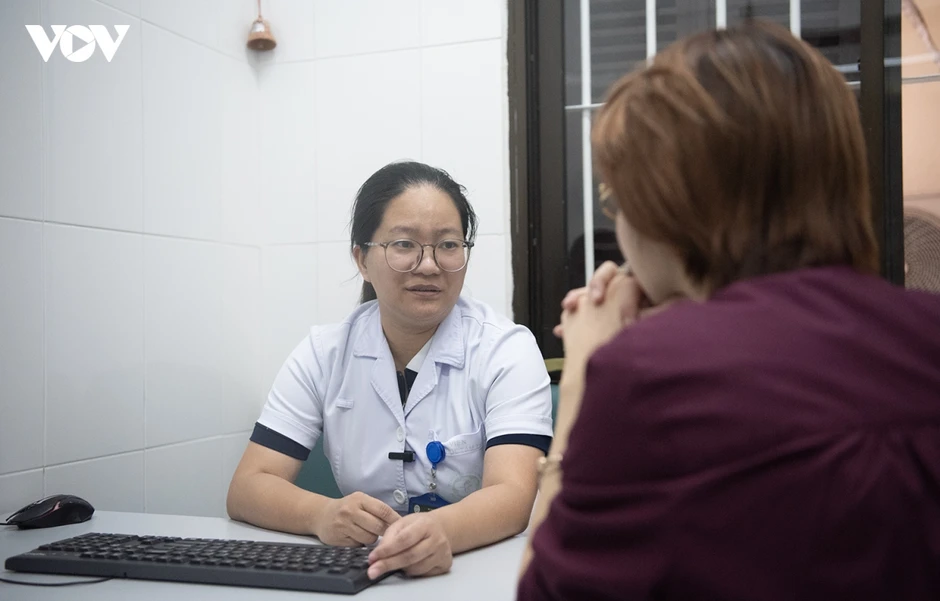 Trẻ em nghiện mạng xã hội: Thế giới ảo lấn át đời thực Trẻ em nghiện mạng xã hội: Thế giới ảo lấn át đời thực