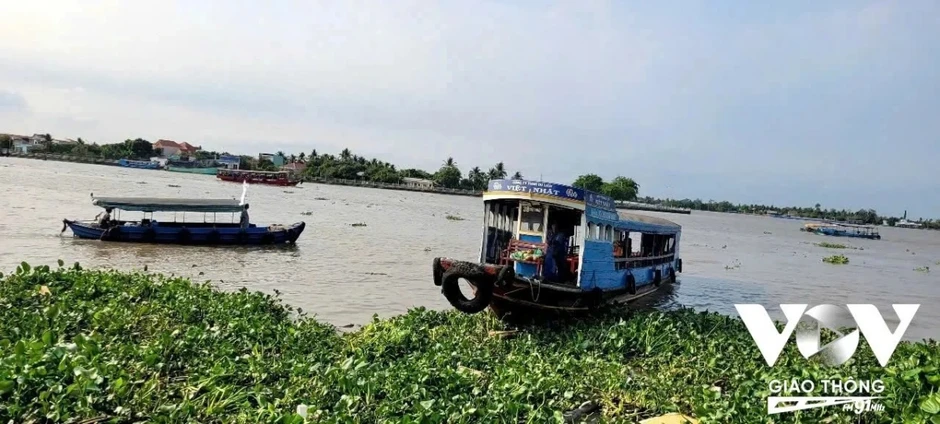 Trên những dòng sông chòng chành sinh tử, “khoảng trống” an toàn từ ý thức Trên những dòng sông chòng chành sinh tử, “khoảng trống” an toàn từ ý thức