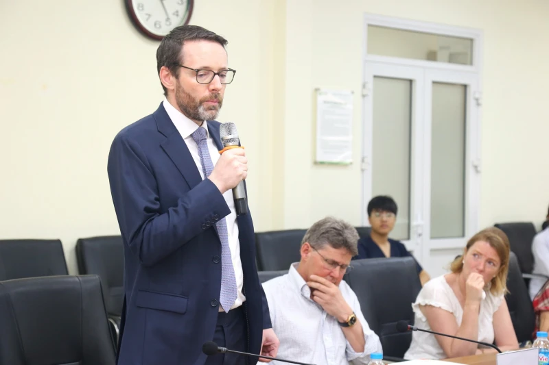 Tri ân cô gái người Anh hiến tạng cứu sống 3 bệnh nhân người Việt Tri ân cô gái người Anh hiến tạng cứu sống 3 bệnh nhân người Việt