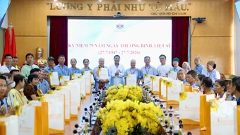 Tri ân người bệnh và nhân viên y tế là thương binh, bệnh binh và thân nhân gia đình liệt sĩ