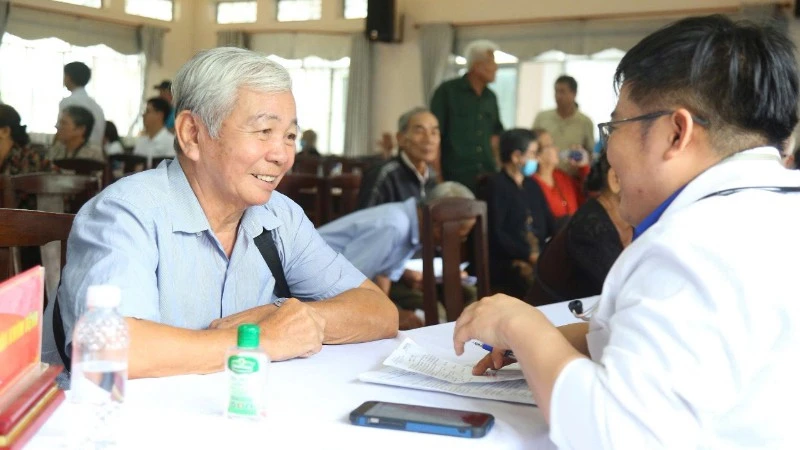 Tri ân người có công với cách mạng trên vùng “đất lửa” Xuân Lộc Tri ân người có công với cách mạng trên vùng “đất lửa” Xuân Lộc