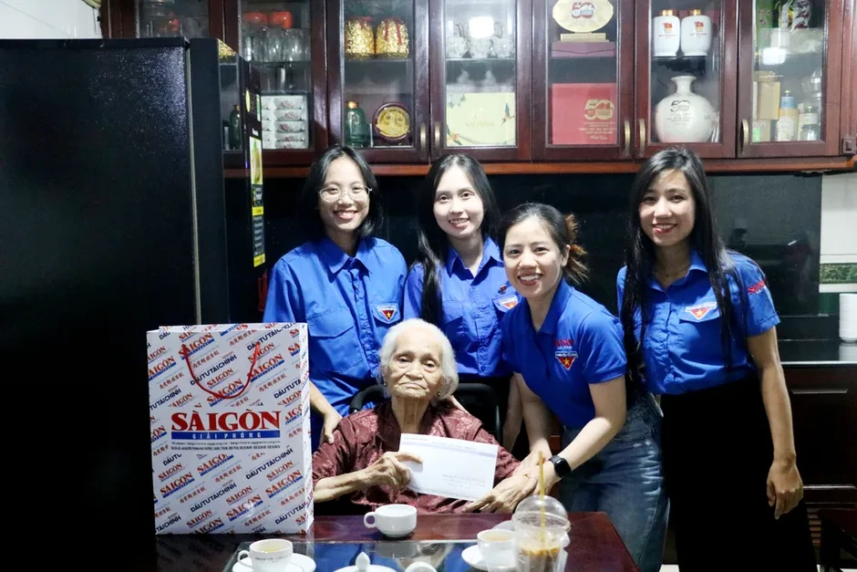 Tri ân và tự hào Tri ân và tự hào